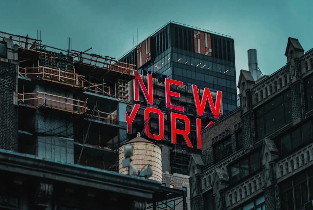 Cover Image for Outer Borough Gallery Cooperatives NYC 2026: Trends