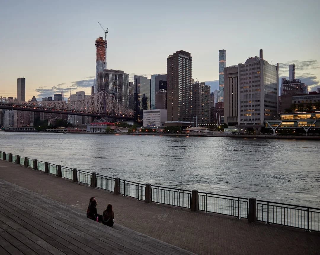 Cover Image for NYC +POOL Floating Pool 2026: Testing in East River Begins